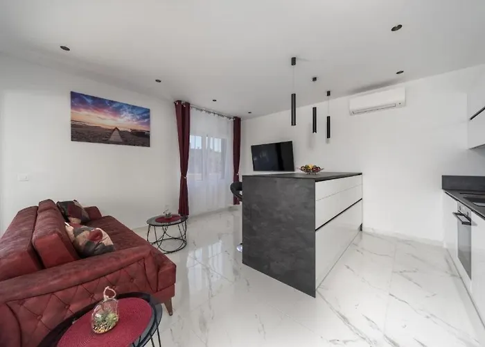 Вилла Royal House 2 *